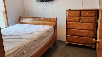 2 bedrooms, in-room safe, WiFi, bed sheets