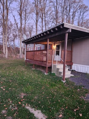 Exterior - Cozy little home located in the Finger Lakes (Dundee)