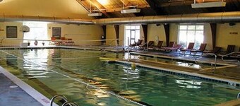 The Townes at King's Creek Resort - 4 bedrooms, 2 sunrooms, and much more