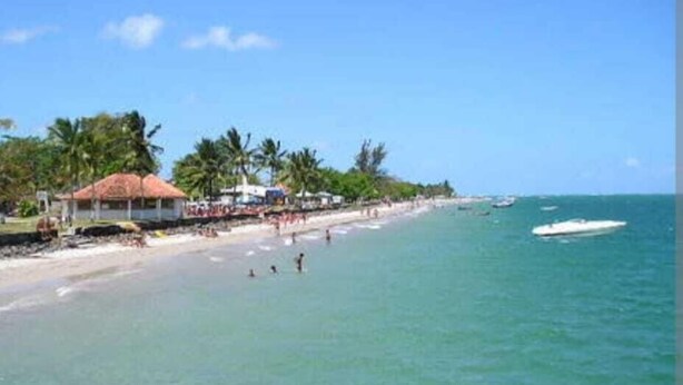 Beach nearby, white sand - Pousada Estelita Ponta de Areia Itaparic (Itaparica)