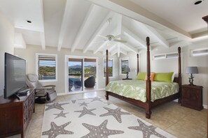 5 bedrooms, desk, iron/ironing board, travel cot