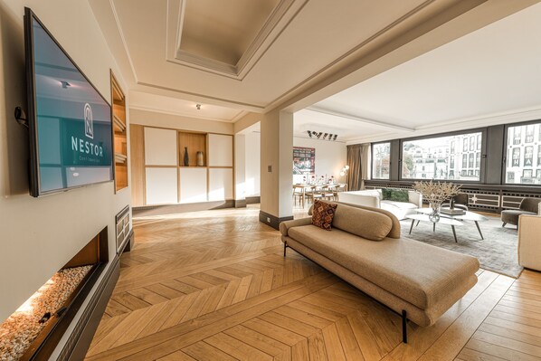 Luxury Apartment | Living area