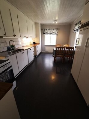 Fridge, microwave - Västervik rum och stugor (Vastervik)