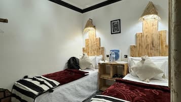 Quarto duplo, para não fumantes, banheiro privativo | Wi-Fi de cortesia, acesso para cadeiras de rodas