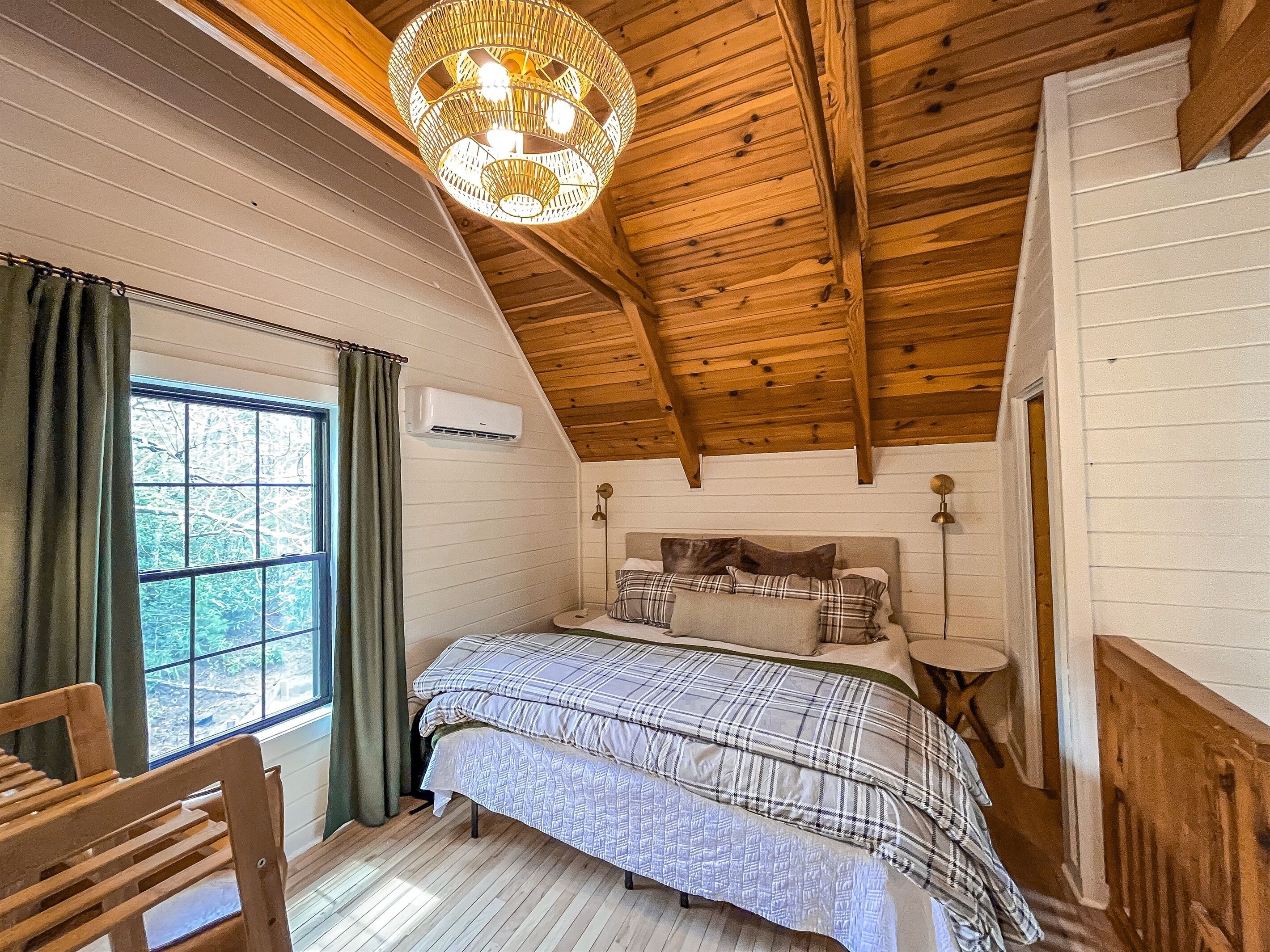 2 habitaciones, escritorio, wifi gratis y ropa de cama 