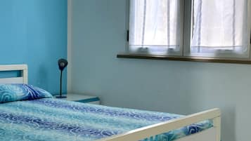 2 bedrooms, bed sheets