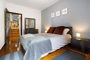 3 habitaciones, tabla de planchar con plancha y wifi gratis 