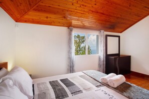 3 quartos, ferros/tábuas de passar roupa, Wi-Fi de cortesia