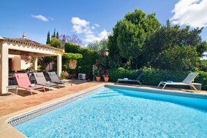 Pool - Holiday Home 'Casa Felix Number 2' with Shared Pool, Shared Terrace and Wi-Fi (Loulé)