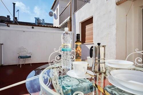 Holiday Home 'La Casa De Las Golondrinas' with Private Terrace, Balcony and Air Conditioning