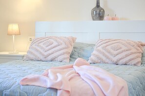 4 bedrooms, free WiFi, bed sheets