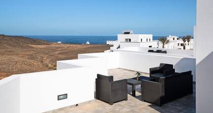Holiday Home 'Tritón 6' with Sea Views, Wi-Fi and Air Conditioning
