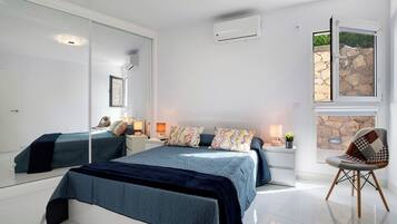 2 slaapkamers, een strijkplank/strijkijzer, gratis wifi, beddengoed