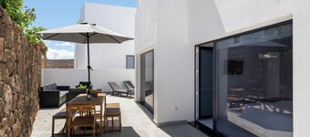 Holiday Home 'Noray 2' with Sea Views, Wi-Fi and Air Conditioning