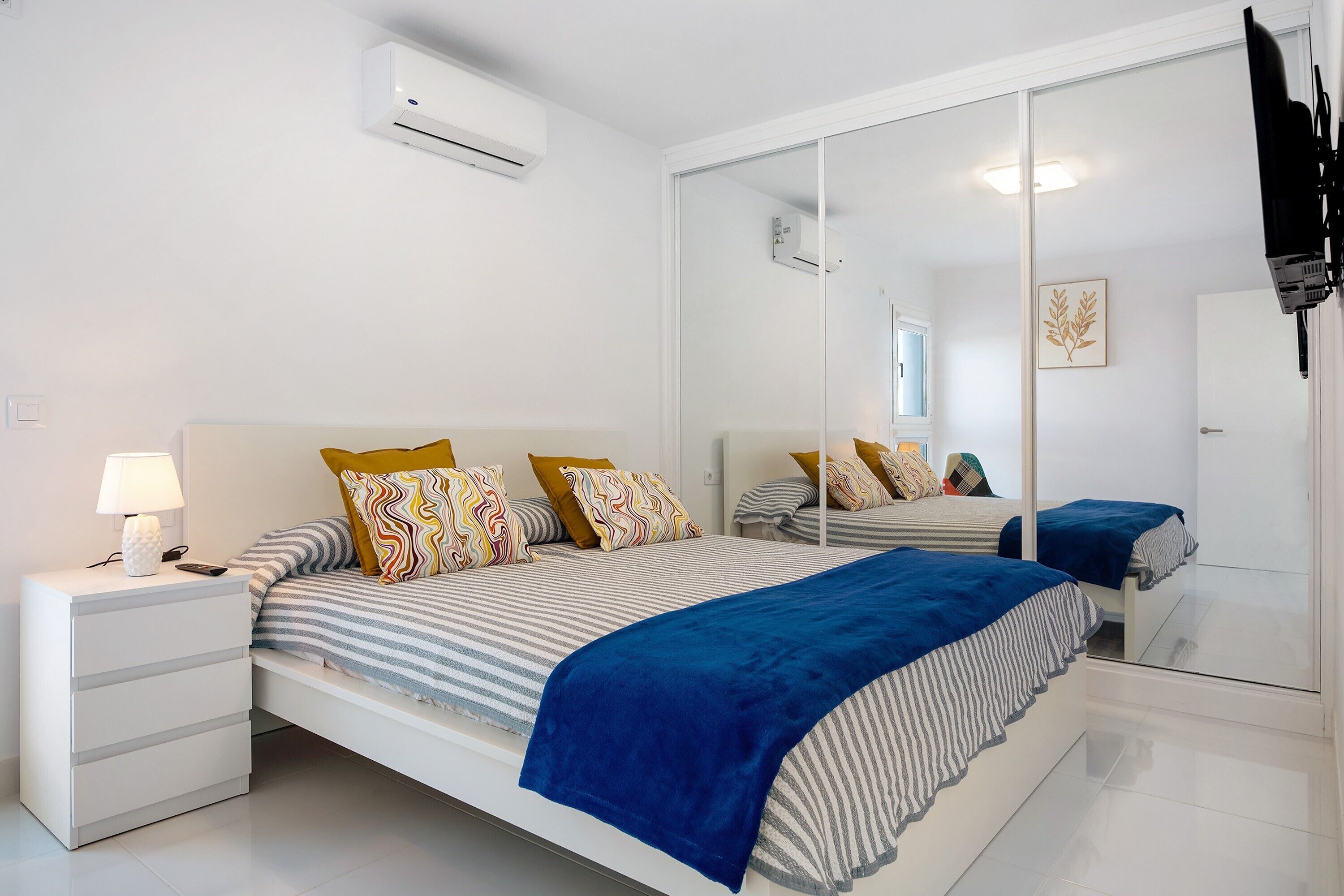 2 bedrooms, iron/ironing board, free WiFi, bed sheets