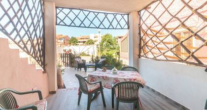 Vacation Home "Mavi Piano Terra" with Private Terrace & Wi-Fi