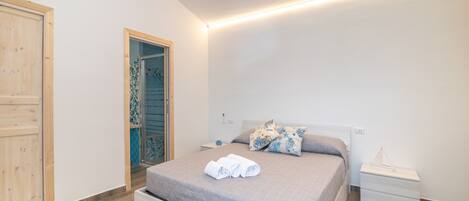 3 makuuhuonetta, ilmainen Wi-Fi, vuodevaatteet