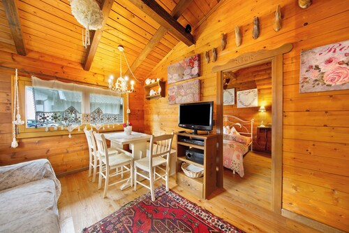 Chalet 'Orserose  I Scarpet' with Mountain View, Shared Terrace and Wi-Fi