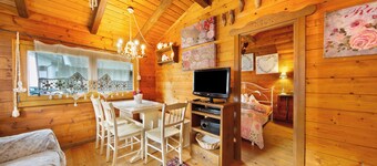 Chalet 'Orserose I Scarpet' con vistas a la montaña, terraza compartida y Wi-Fi