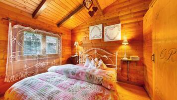 2 camere, ferro/asse da stiro, Wi-Fi gratuito, lenzuola