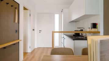 Réfrigérateur, four, plaque de cuisson, lave-vaisselle