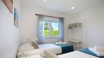 2 bedrooms, free WiFi, bed sheets