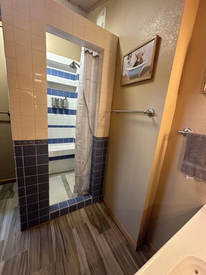 Shower, towels, soap, shampoo