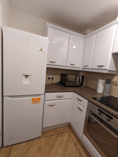 Greatmindz Abode - 3 bedroom townhouse close to airport, NEC, train station 