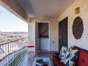 Property grounds - Paradise Palms | Near Hiking and Biking Trails! (St. George)