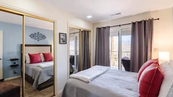 2 bedrooms, iron/ironing board, travel cot, free WiFi