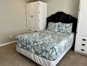 1 Schlafzimmer, Bügeleisen/Bügelbrett, kostenloses WLAN, Bettwäsche