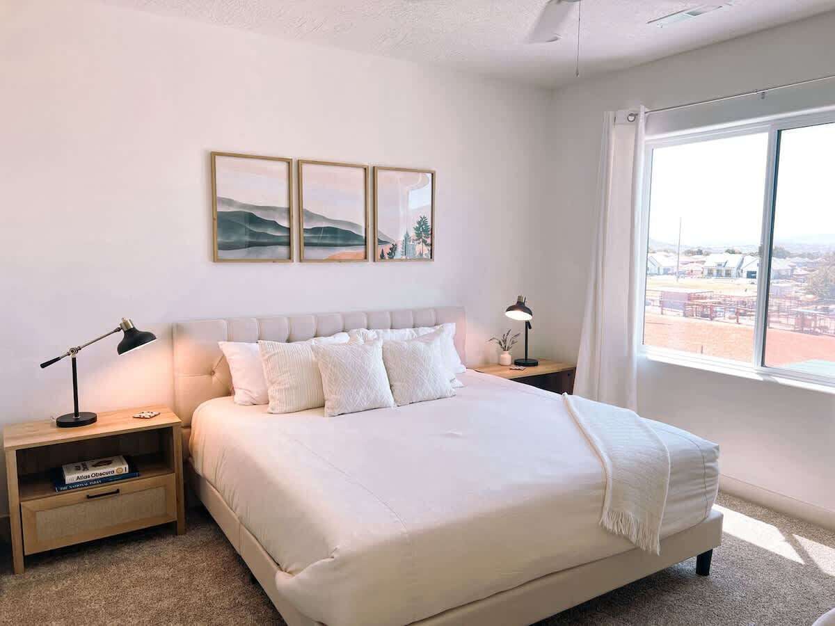 3 bedrooms, iron/ironing board, free WiFi, bed sheets