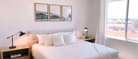 3 dormitorios, tabla de planchar con plancha, wifi gratis y ropa de cama