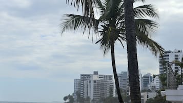Liegestühle, Strandtücher