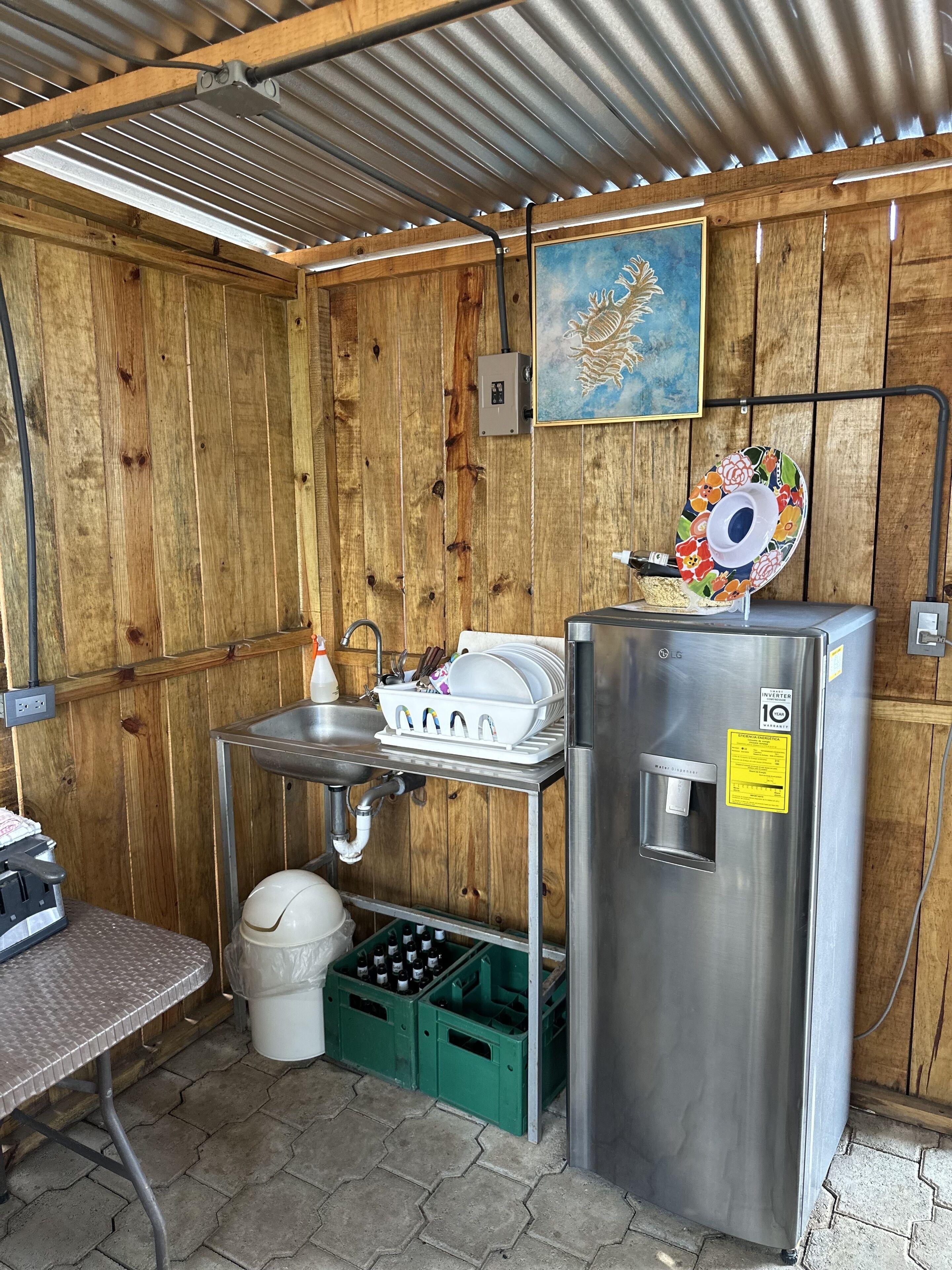 Fridge, stovetop, cookware/dishes/utensils