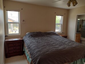 3 Schlafzimmer, Bügeleisen/Bügelbrett, WLAN, Bettwäsche