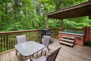 屋外ダイニングエリア