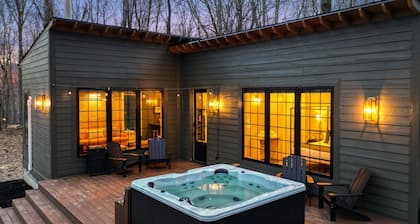 Virginia's House | Hocking Hills