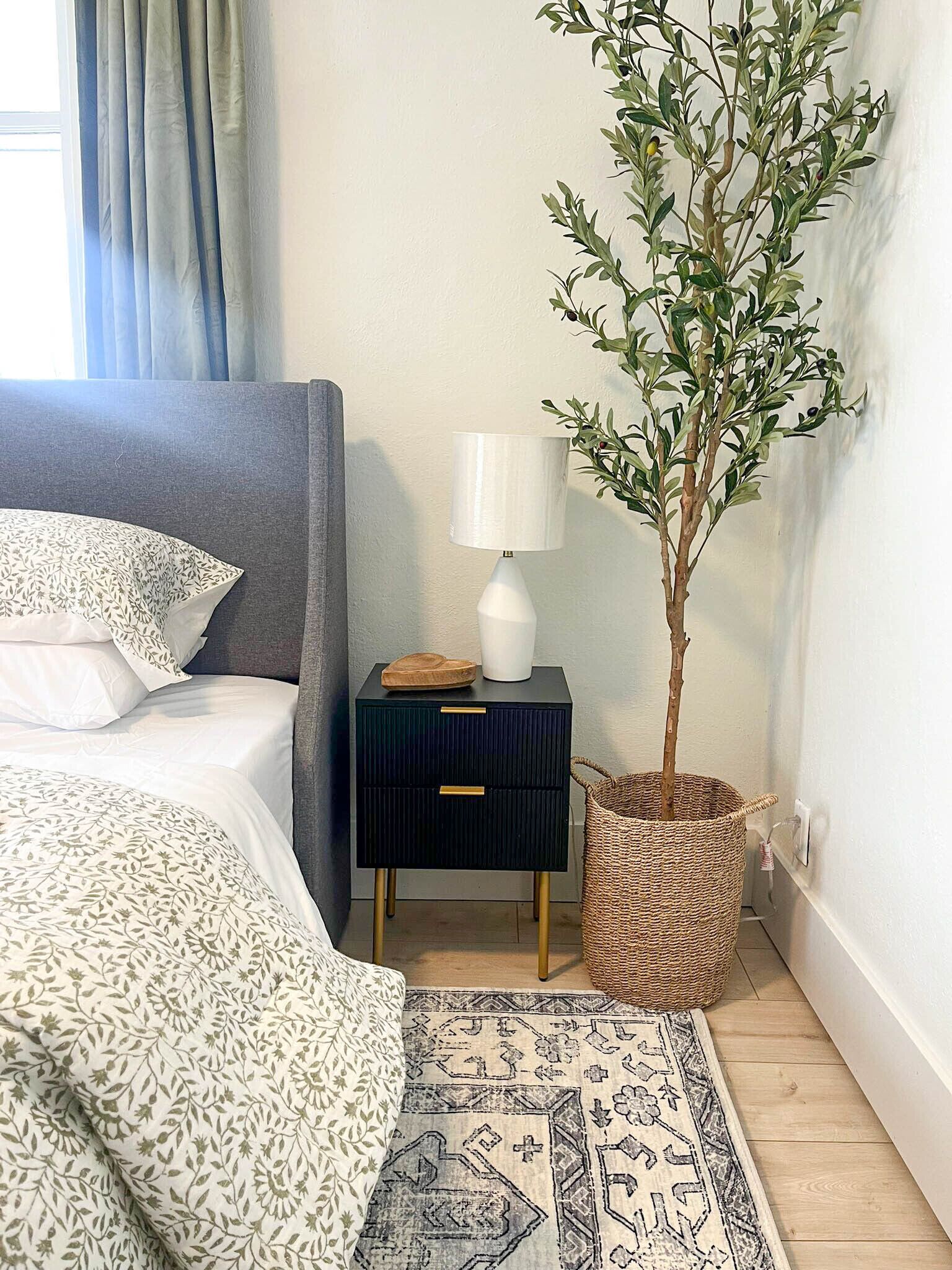 4 bedrooms, WiFi, bed sheets