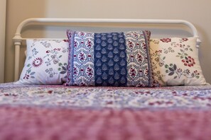 1 bedroom, travel crib, free WiFi, bed sheets