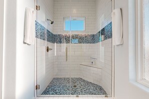 Shower, towels