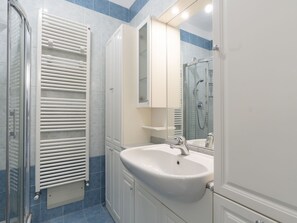 Haartrockner, Handtücher