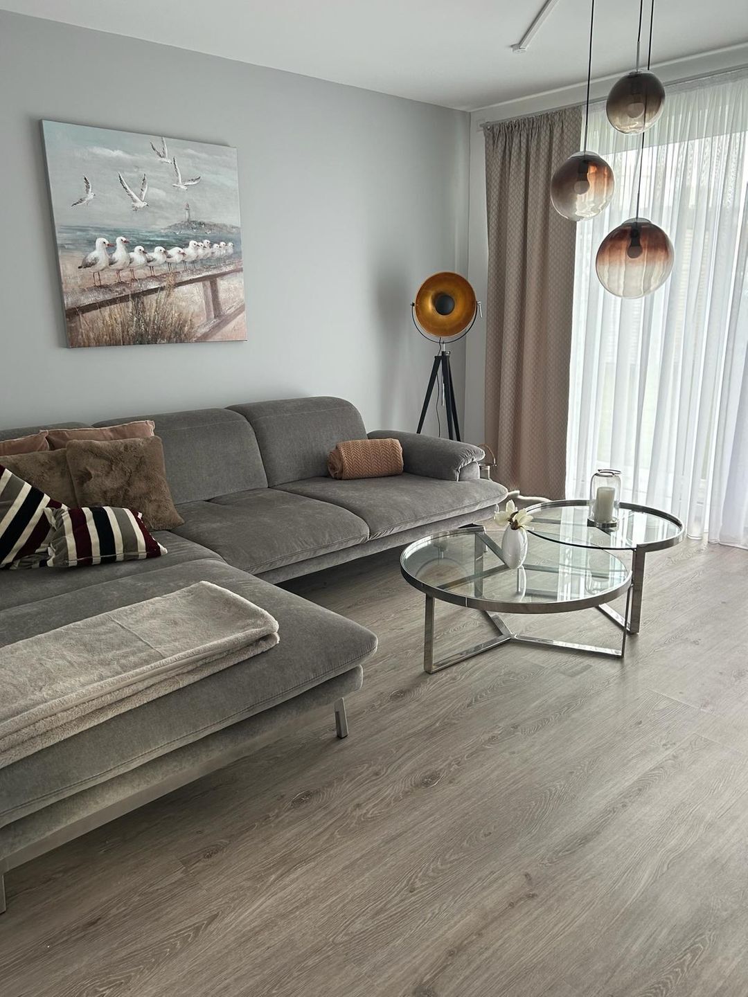 TV, table tennis, stereo