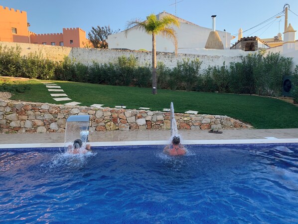 Beheizter Pool