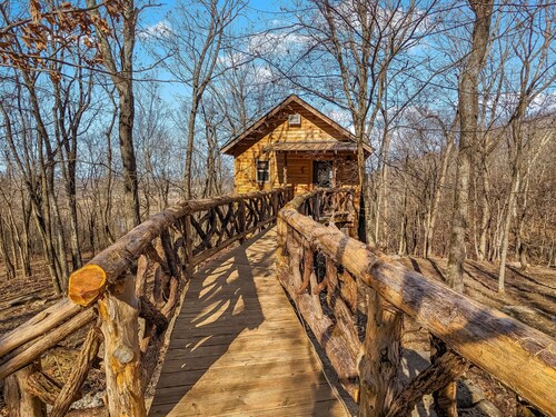 Treehouse Thyme - total privacy in woods