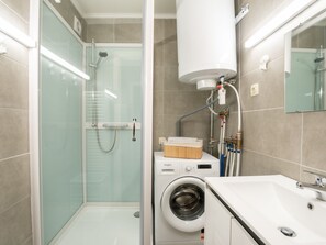 Hair dryer - Centrally located "Graaf Jan" by Interhome (Blankenberge)
