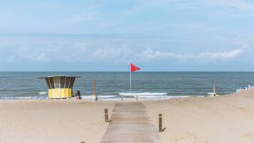Vlak bij het strand