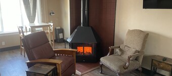 The Birdhouse.  Studio apartment.  Pets welcome, close to downtown and airport.