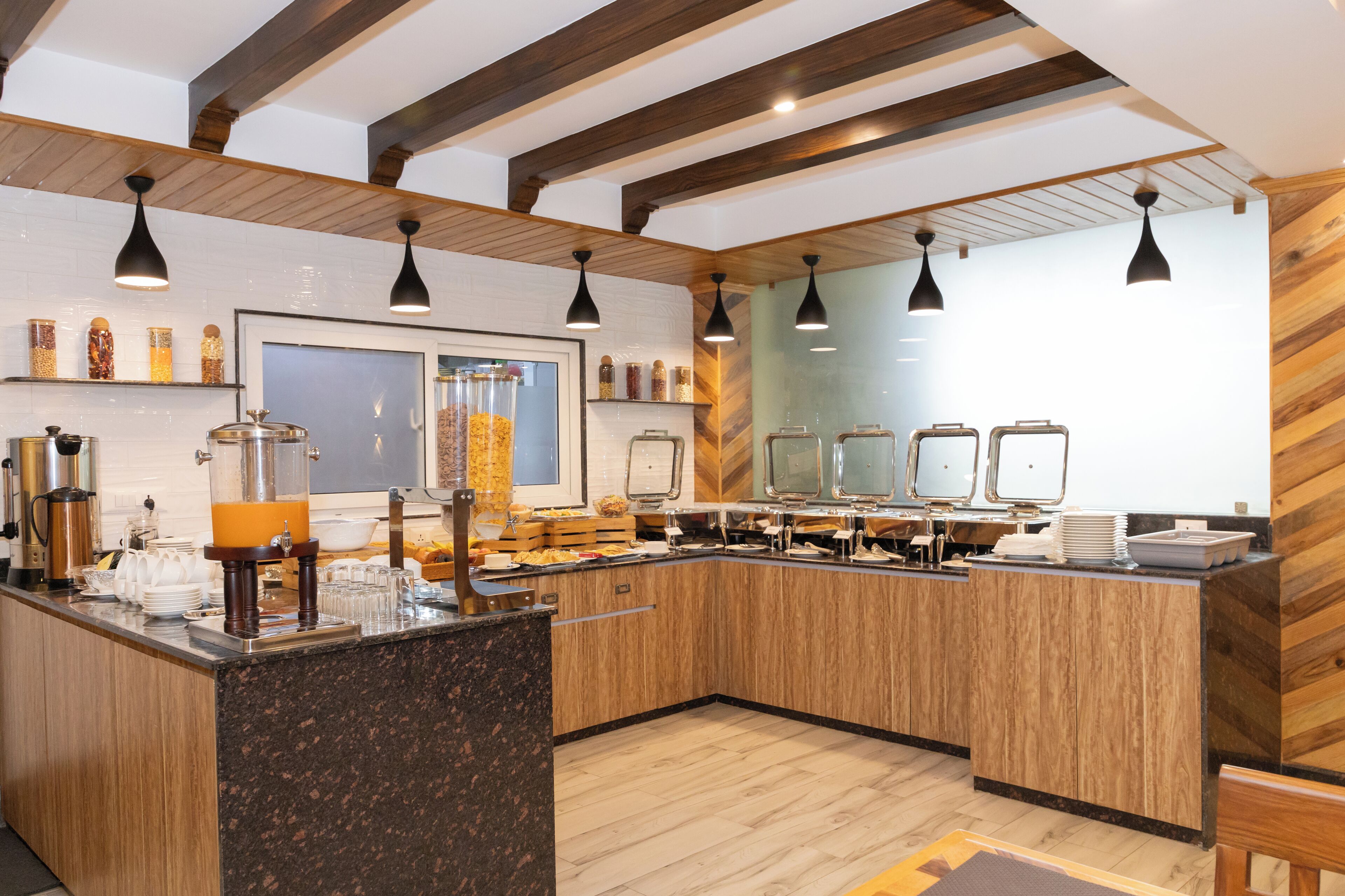 Free daily buffet breakfast