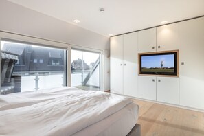 2 chambres, fer et planche à repasser, Wi-Fi, draps fournis